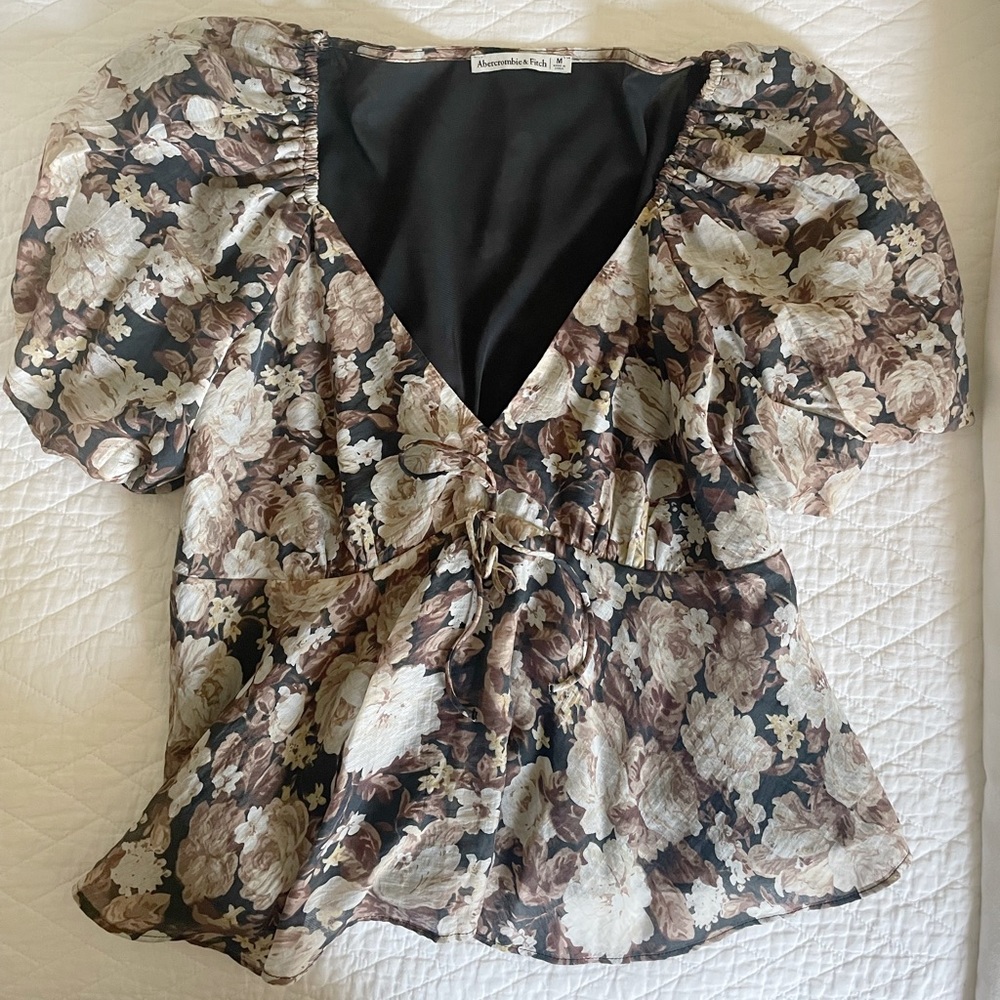 Abercrombie puff sleeve babydoll top